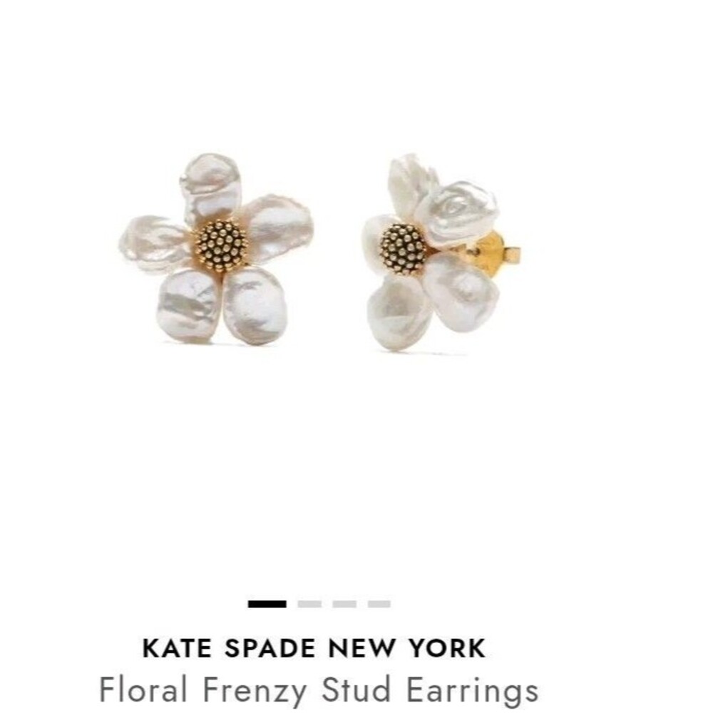 NWT Kate Spade Floral Frenzy Pearl Flower Stud Earrings Gold Tone Vtg Rare